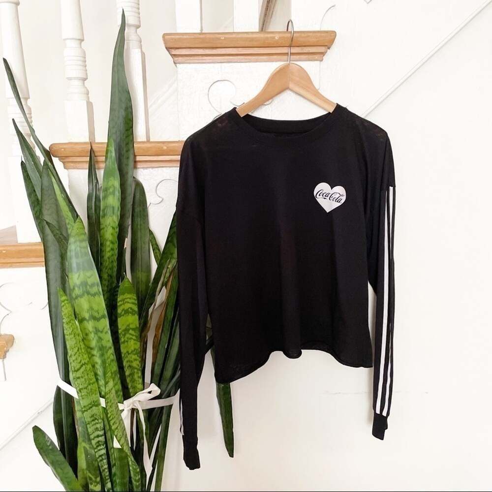 COCA COLA long sleeves black shirt logo heart sz S